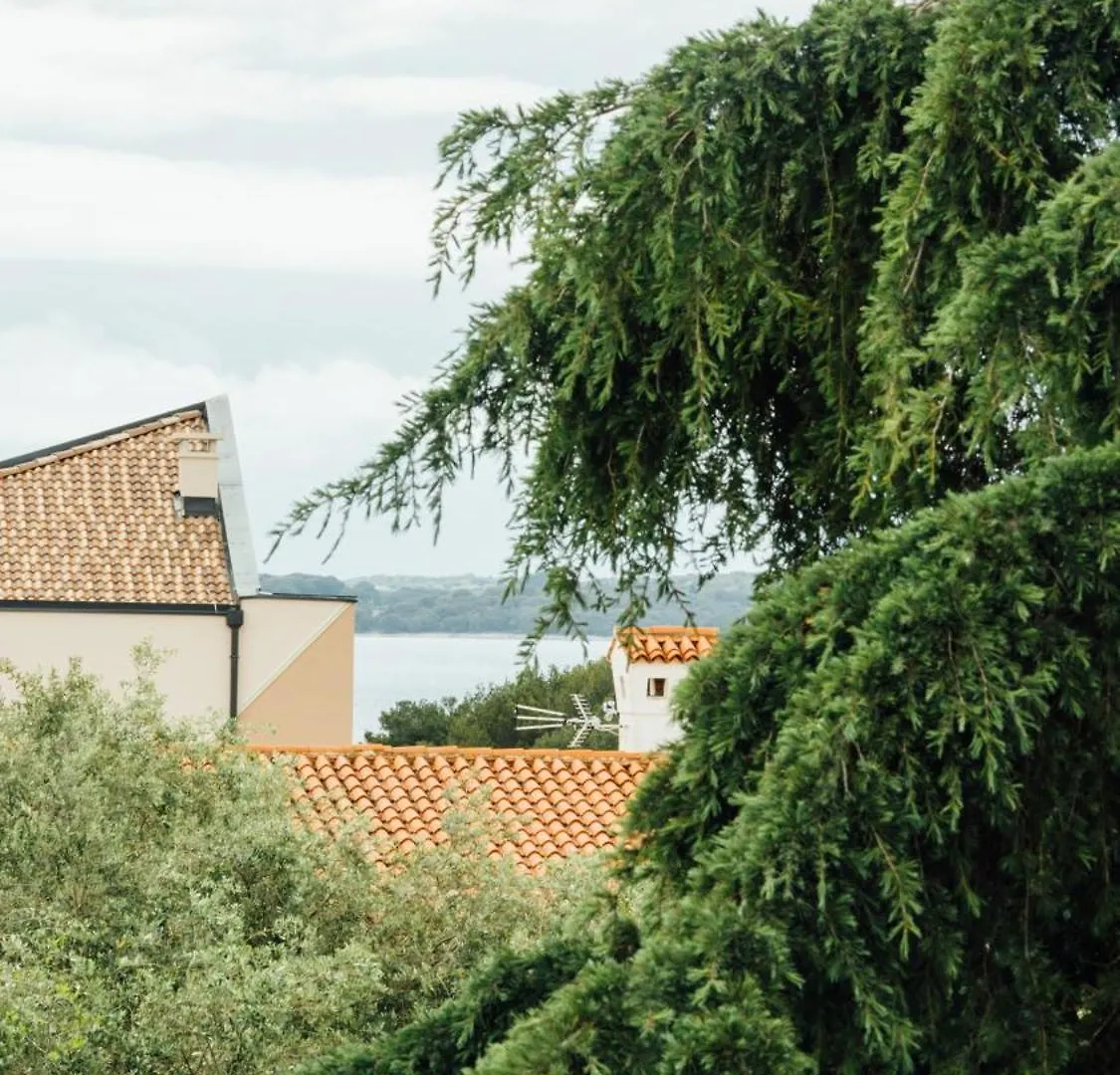 Lenic Apartman, Free Private Parking Fazana 0*,  Croatia